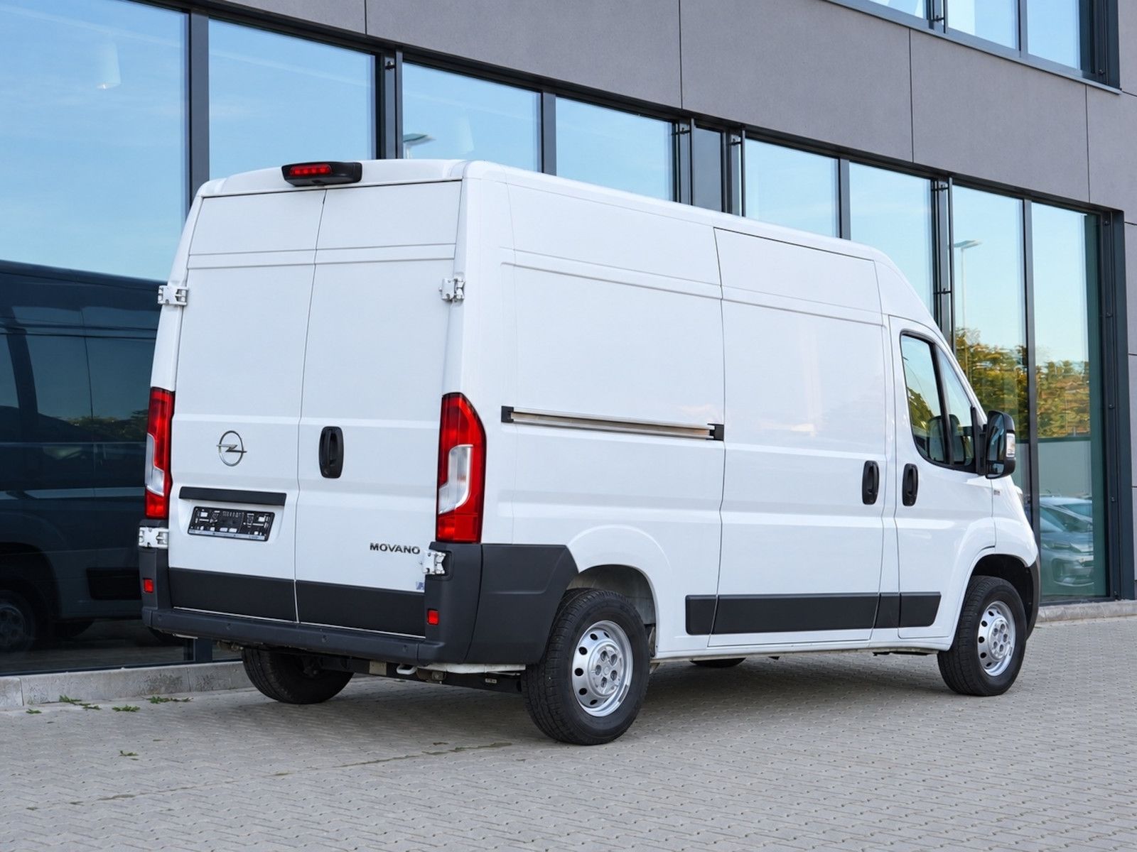 Opel Movano L2H2 120 / Laderaumverkleidung imagem 2