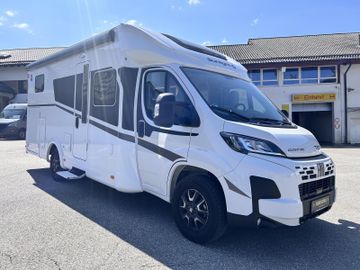 Sunlight Adventure T 67 10Navi Hubbett TV SOLAR Combi6E