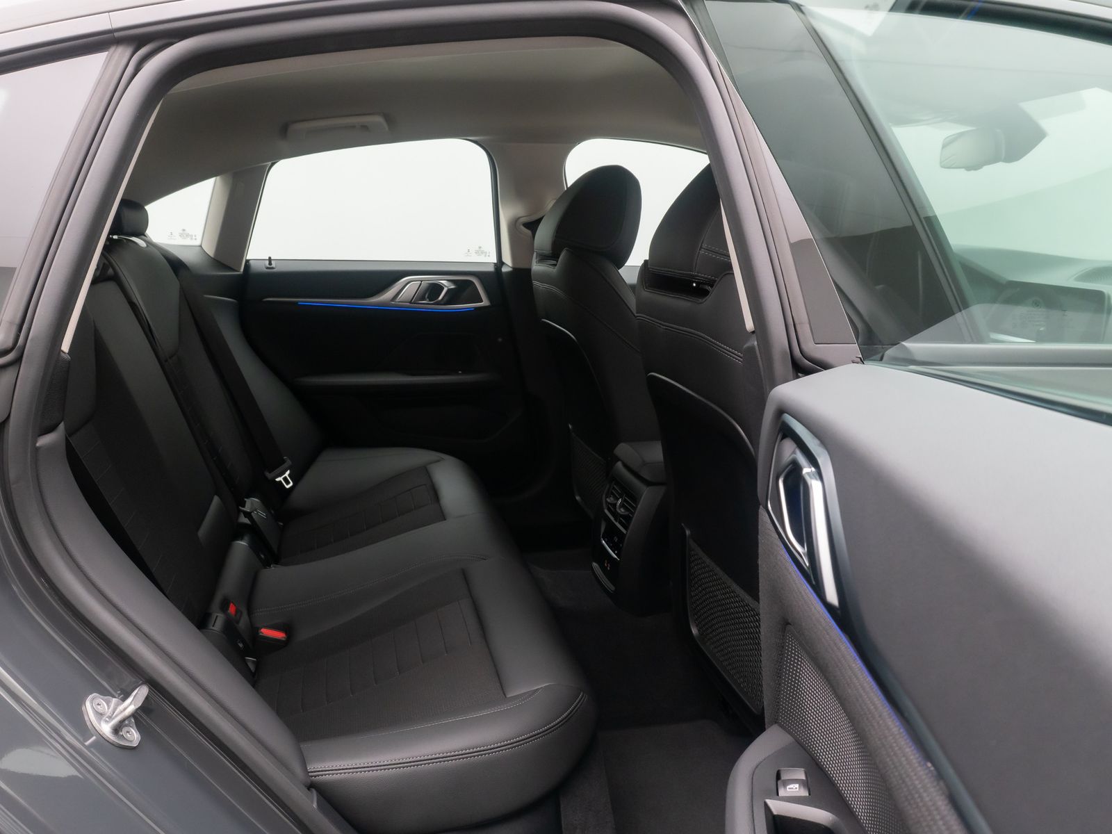 Fahrzeugabbildung BMW 420 Gran Coup&eacute; xDriv HiFi Kamera DAB Laser Sport