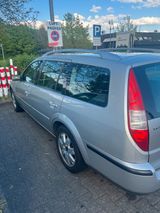 Ford Mondeo - Ford Mondeo aus 2003: Kombi