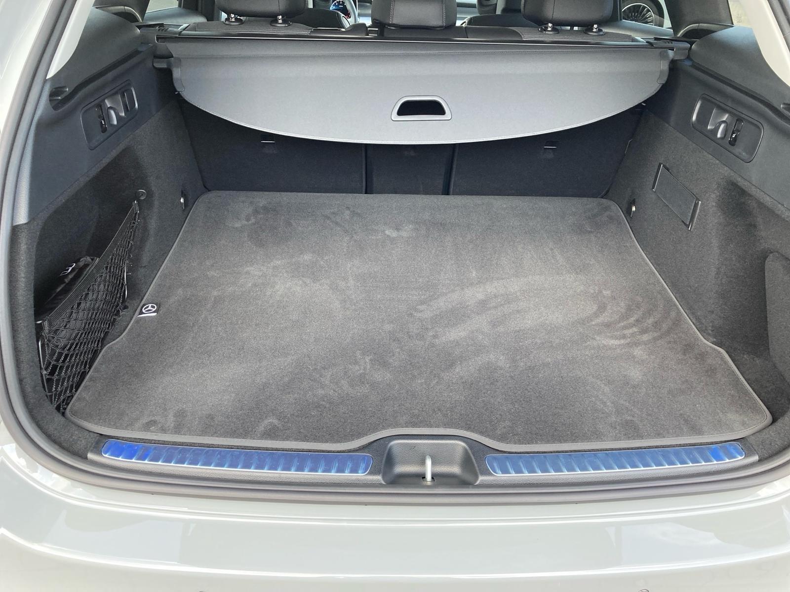 Mercedes-Benz GLC 200 AVANTGARDE+360°Kam+AHK+LED+Navi+SHZ+Mem