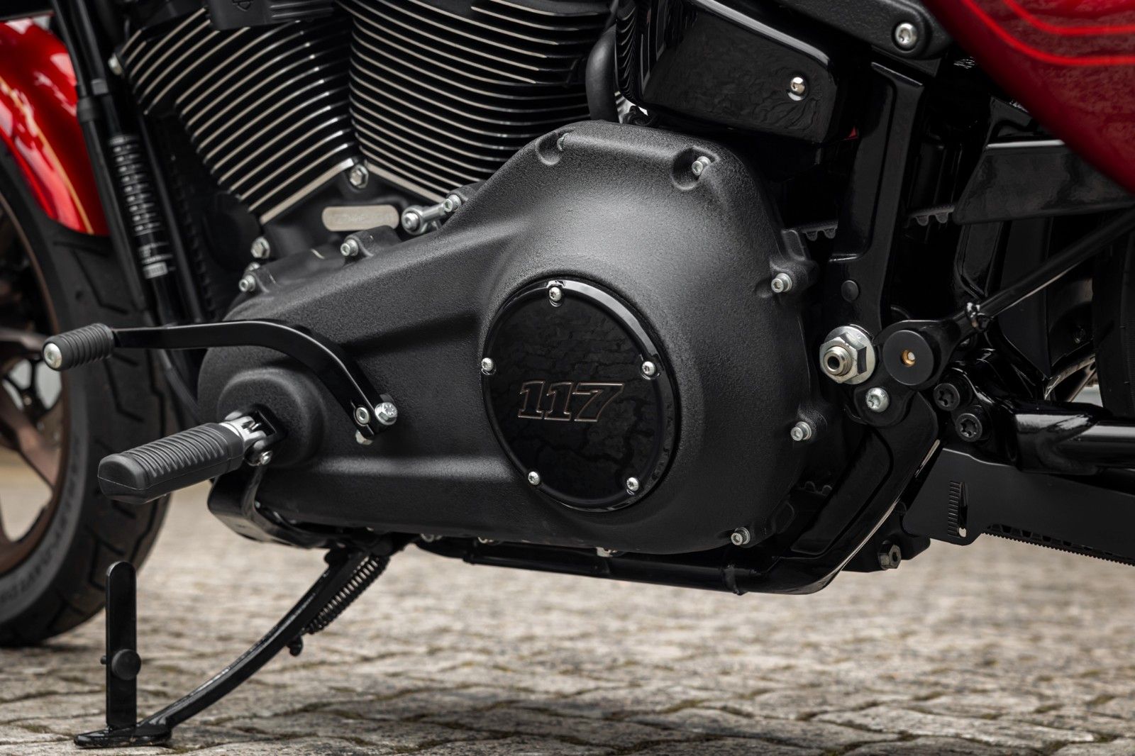 Fahrzeugabbildung Harley-Davidson FXLRST LOW RIDER ST 117 - EL DIABLO Nr. 359/1500