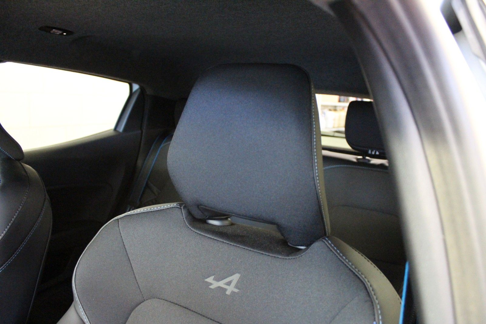 Fahrzeugabbildung Renault Clio E-Tech Full Hybrid 145 Esprit Alpine