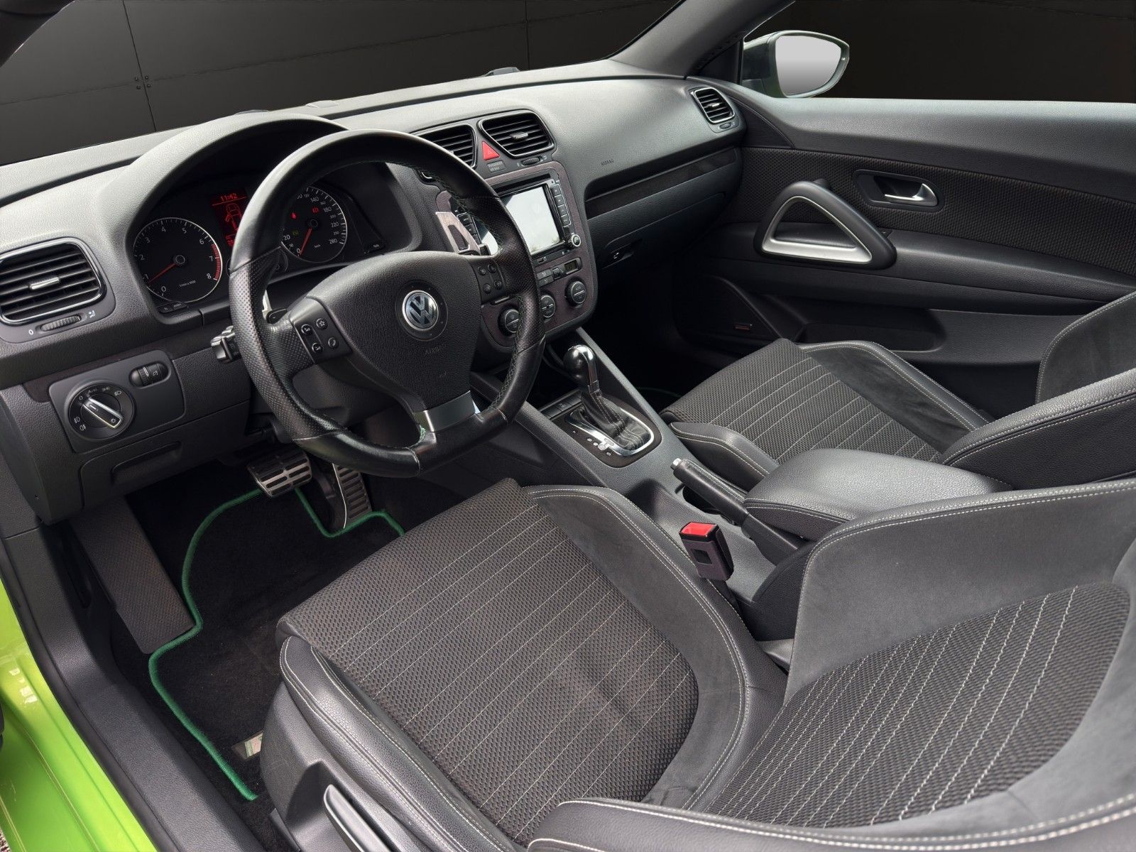 Fahrzeugabbildung Volkswagen Scirocco *Remus*Dynaudio*Alcantara*Sport*Bi-Xen