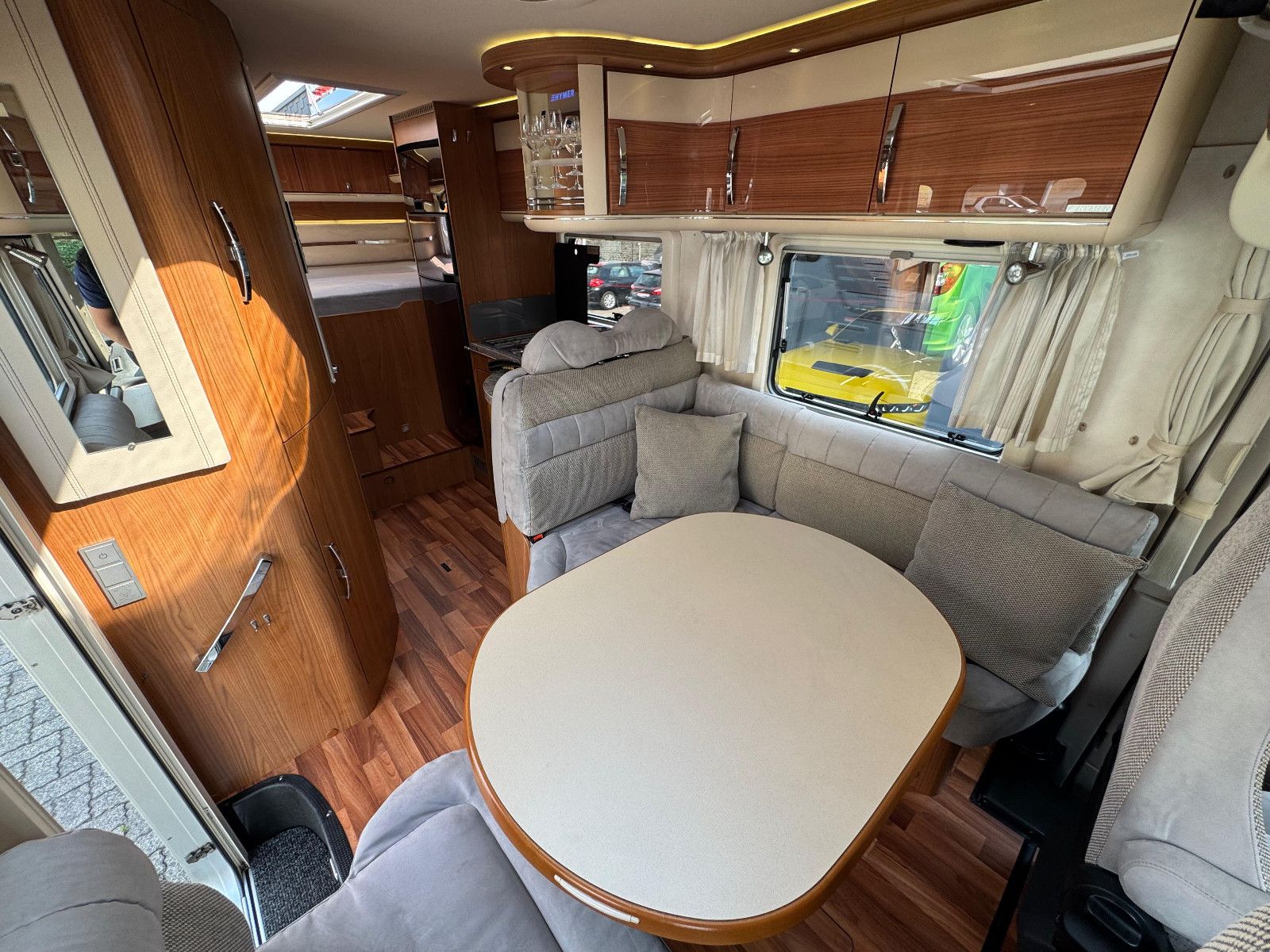 Fahrzeugabbildung HYMER / ERIBA / HYMERCAR B-Klasse SL 614 Star Edition 1. Hand