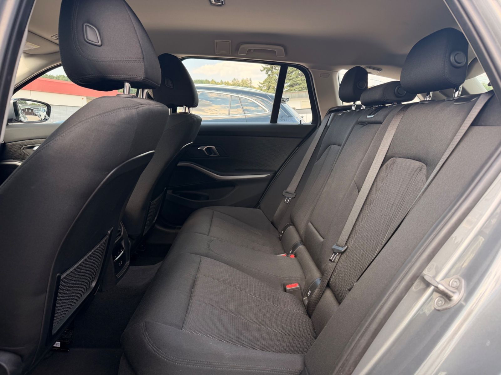 BMW 318d Touring,8-fach,S-Heft.,NETTO= 21.840€ foto 14