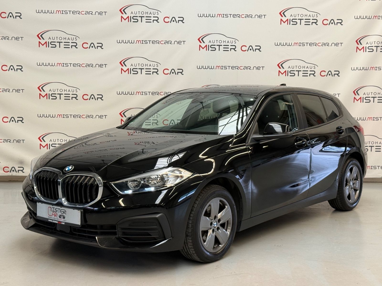 BMW 118d Advantage DIGI/NAVI/SPUR/PDC/SHZ/ALU/2.HAND