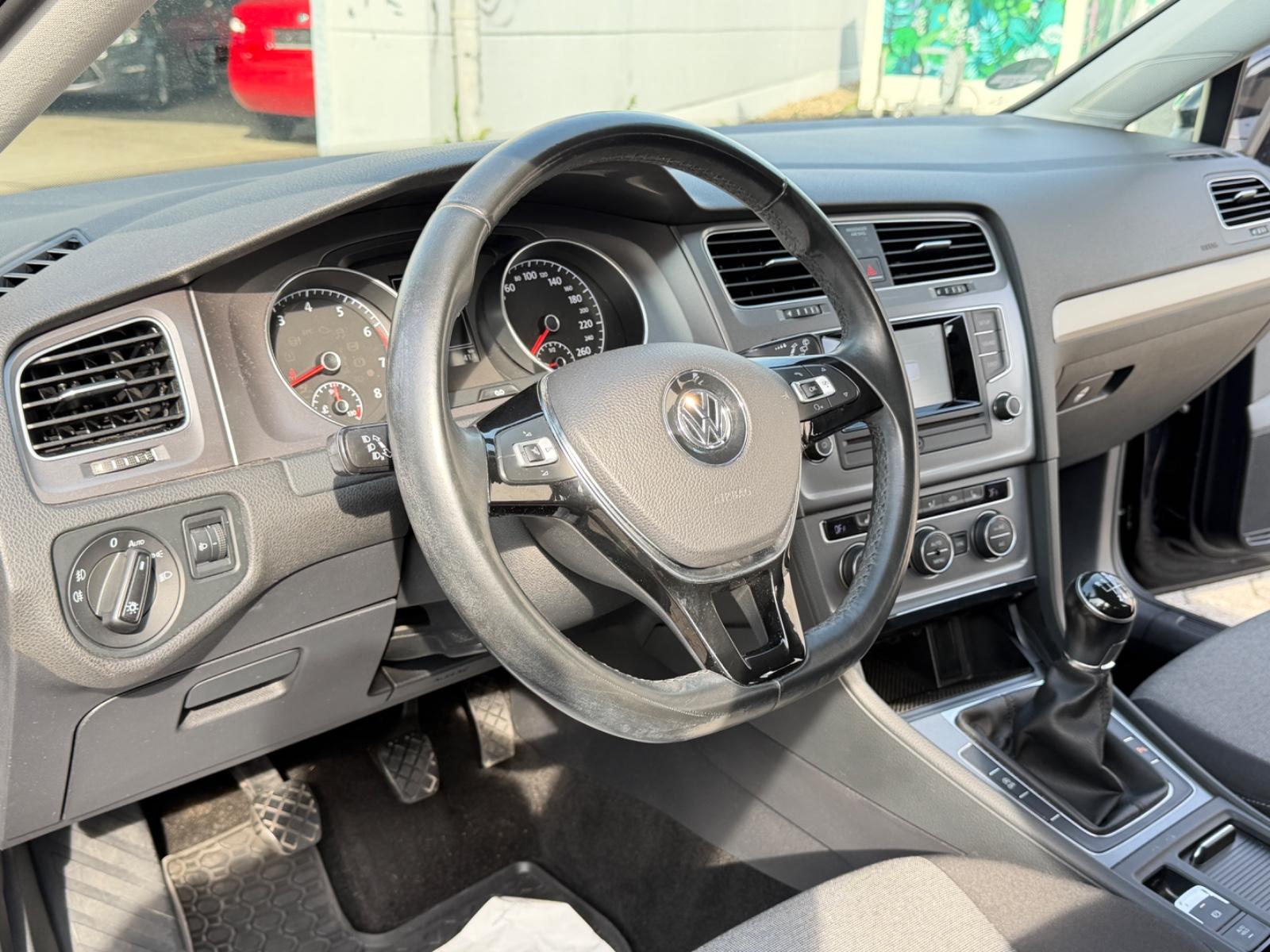Volkswagen Golf VII Variant Trendline BMT