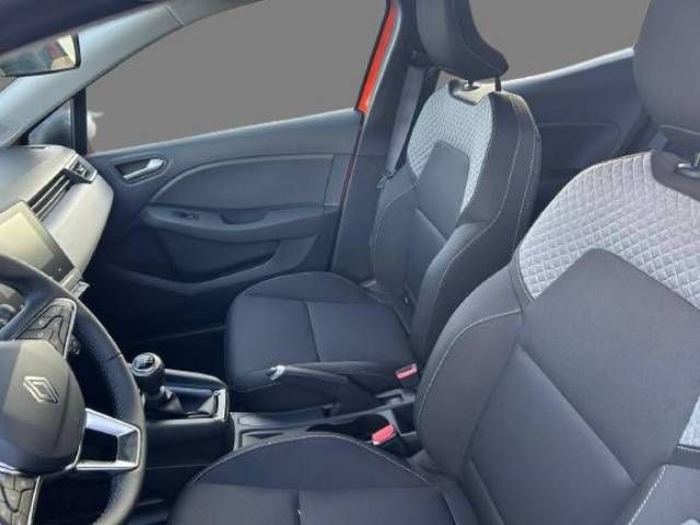 Fahrzeugabbildung Renault CLIO Evolution TCe 90