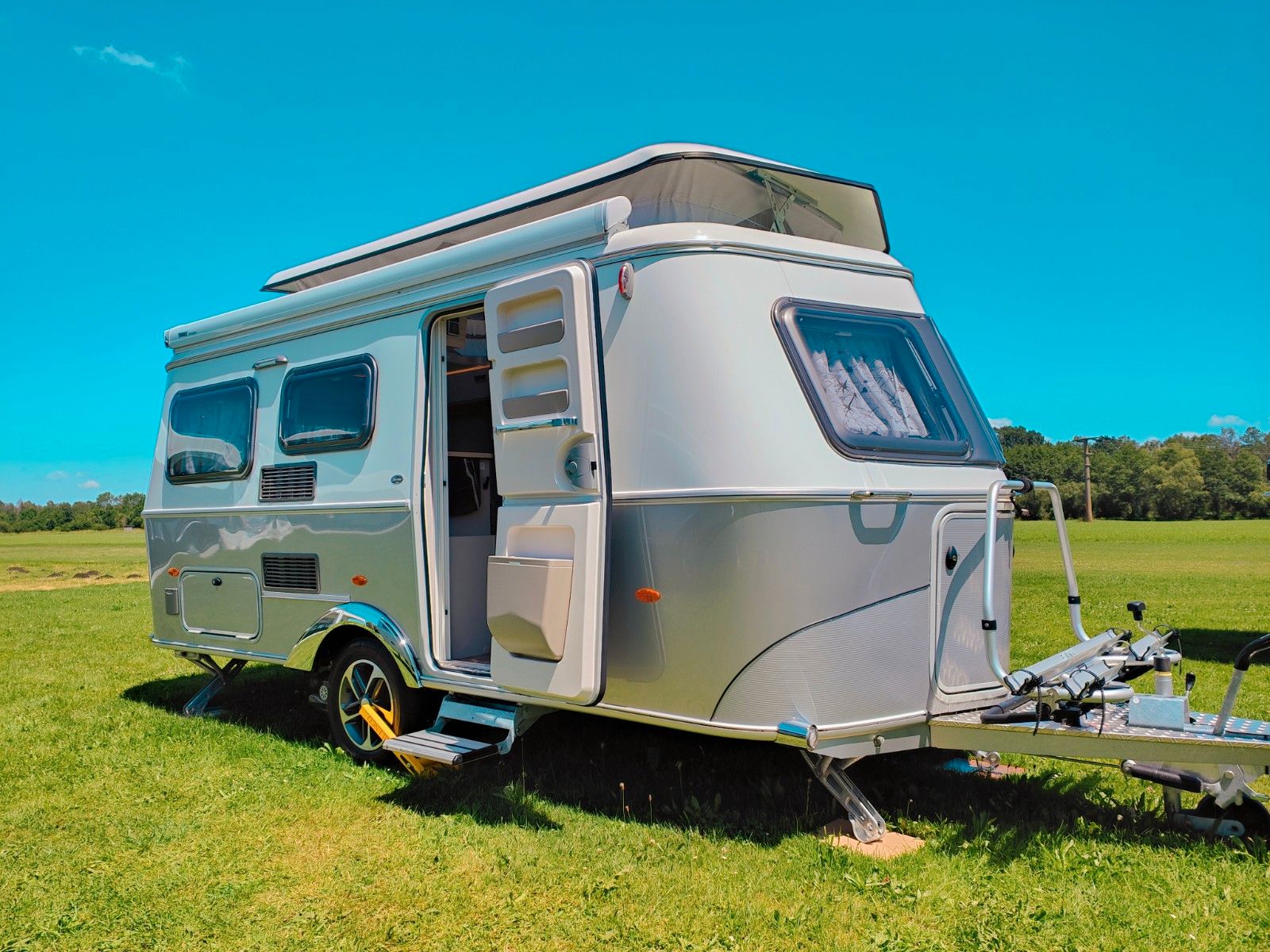 Fahrzeugabbildung HYMER / ERIBA / HYMERCAR TOURING 530 LEGEND URBAN 2024