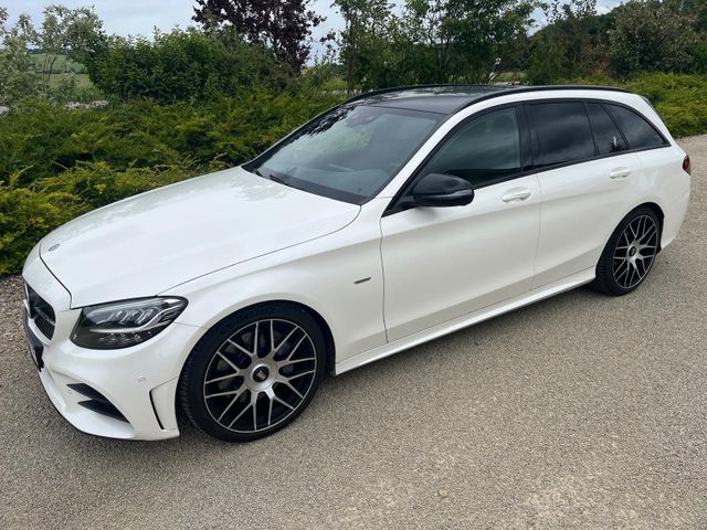 MERCEDES-BENZ C 300 d 4MATIC T Autom. -