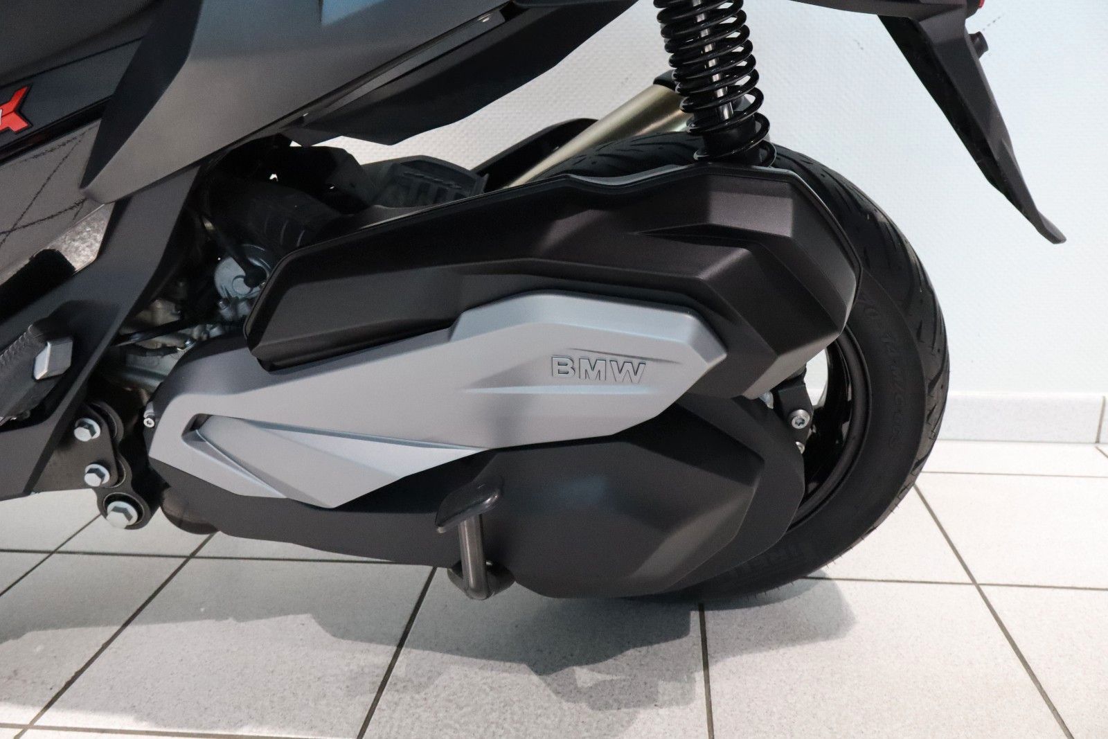 Fahrzeugabbildung BMW C400X