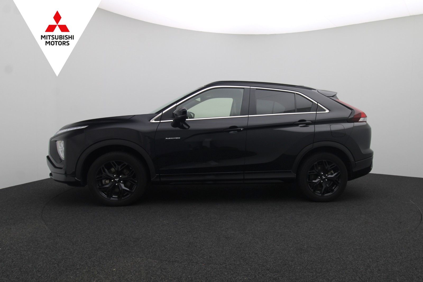 Fahrzeugabbildung Mitsubishi Eclipse Cross 2.4 Plus Select Black Hybrid 4WD