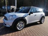 MINI Cooper Countryman 1.6*Klimaauto*Sitzhzg - weiße MINI Cooper Countryman