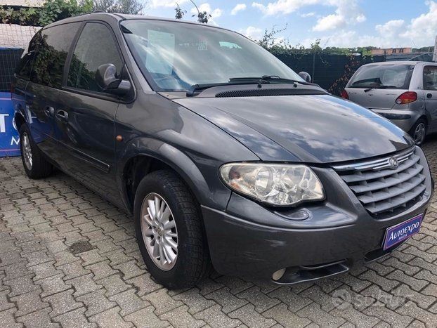 Chrysler Voyager VENDIAMO COME PEZZI DI RICAMBIO