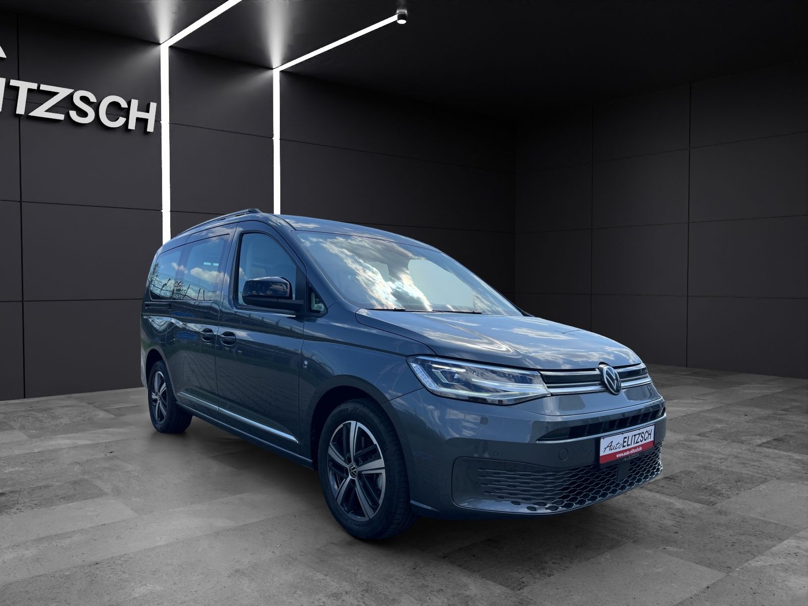 Fahrzeugabbildung Volkswagen Caddy Maxi TSI Style Maxi LED AHK STH NAVI