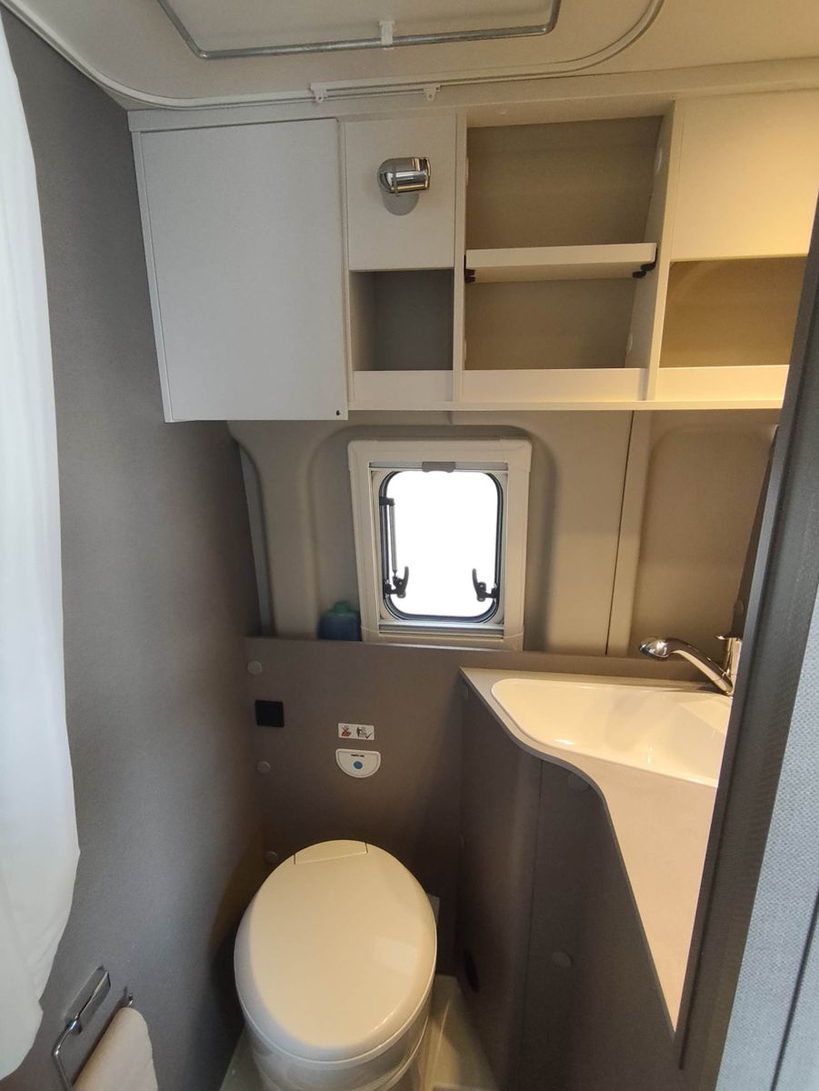 Fahrzeugabbildung Etrusco CV 600 DB m. Aufstelldach