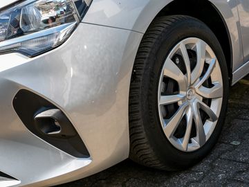 Opel Corsa F e Edition Fernlicht-Assistent PDC