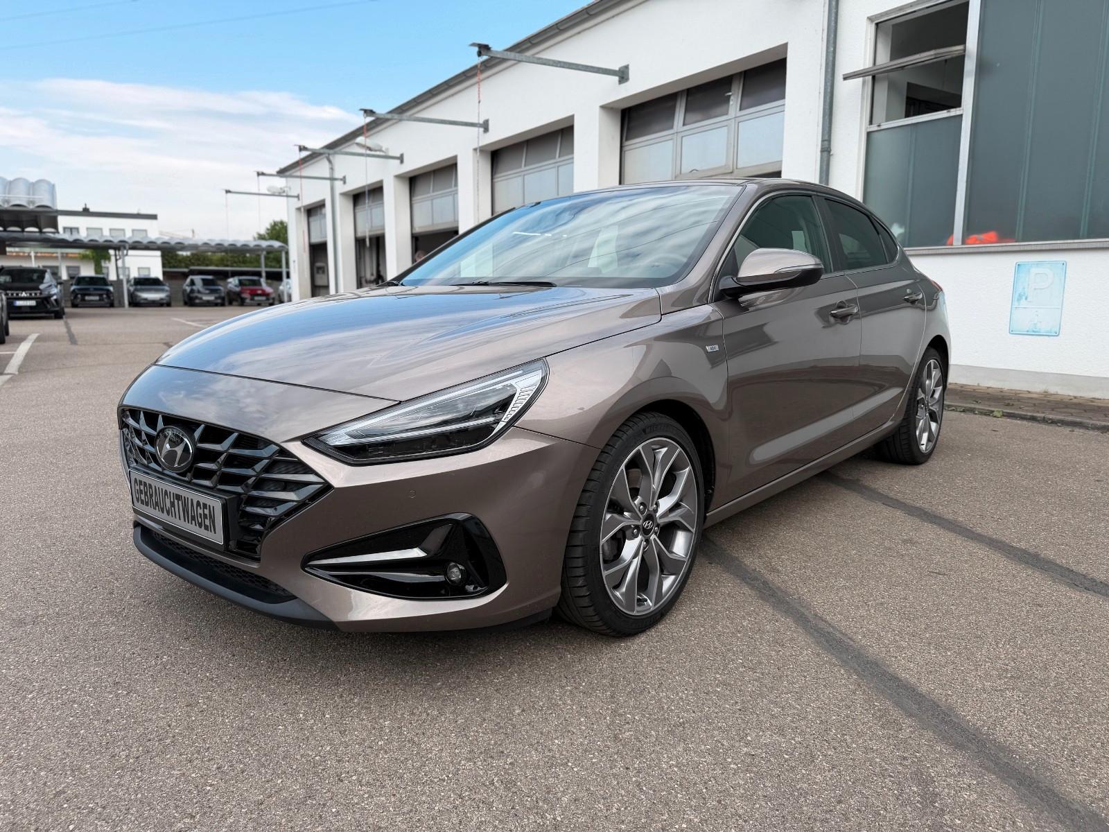 Hyundai i30 1.5 Fastback / PRIME / WR