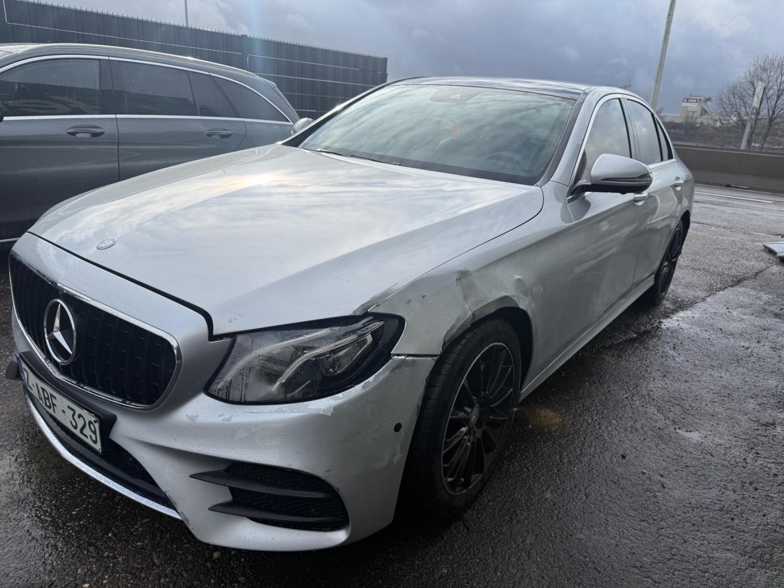 Mercedes-Benz E 220 E Limousine E 220 d