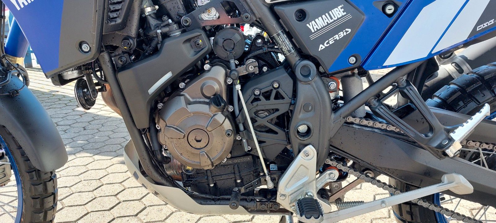 Fahrzeugabbildung Yamaha XTZ 700  nur 1750 KM  Foliert + Hauptständer