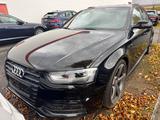 Audi A4 Avant S line Sportpaket  plus quattro Pano** - Audi: Unfallwagen