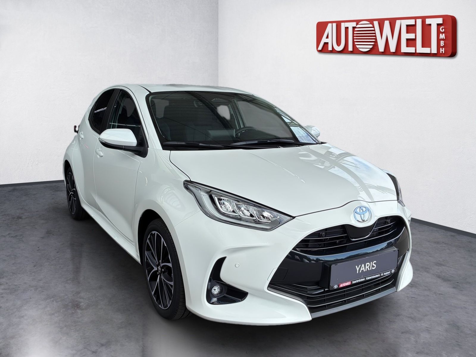 Fahrzeugabbildung Toyota Yaris 1.5 Teamplayer Kamera,LED,Matrix,ACC,PDC