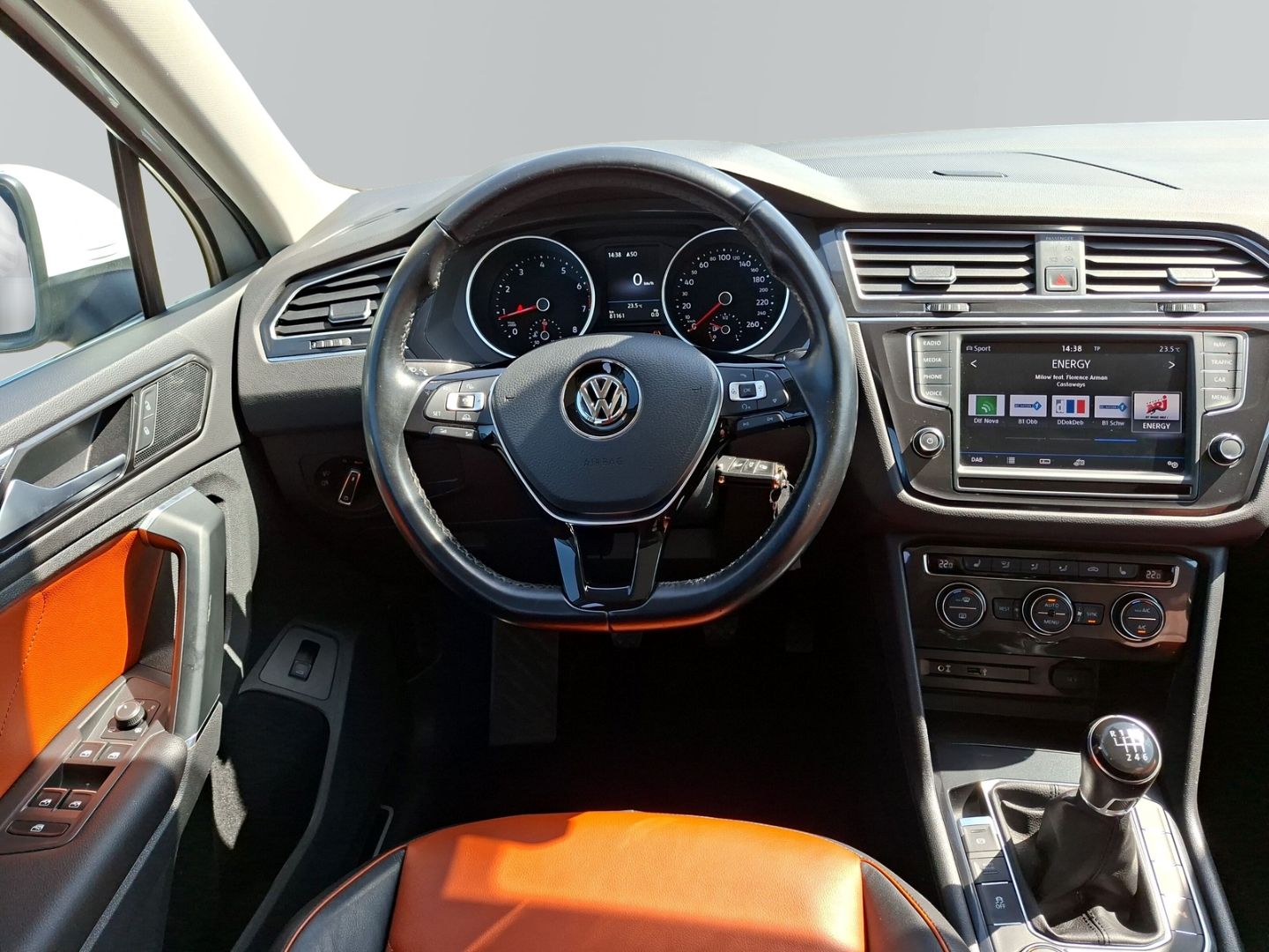 Tiguan 2.0 TSI 4Motion Highline *NAVI*LEDER*PANO