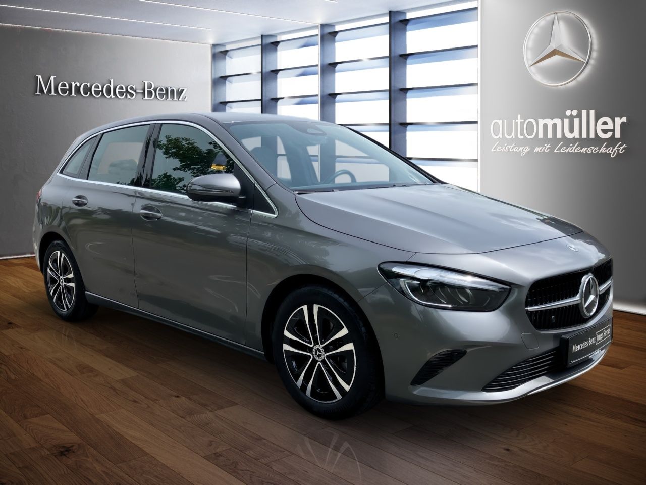 Fahrzeugabbildung Mercedes-Benz B 200 PROGRESSIVE+AHK+LENKRADHEIZ+KLIMAAUTOM+LED