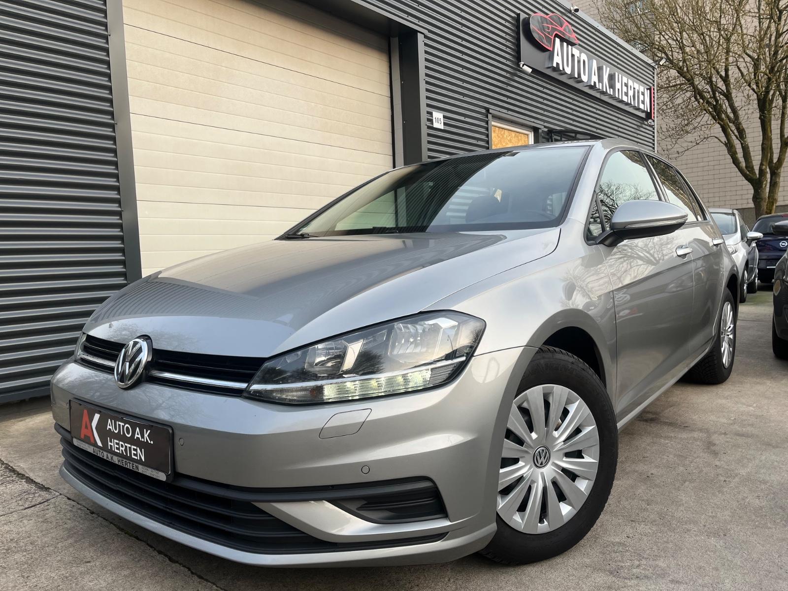 Volkswagen Golf VII Lim. * 1 Hand * Led * Navi * Service *