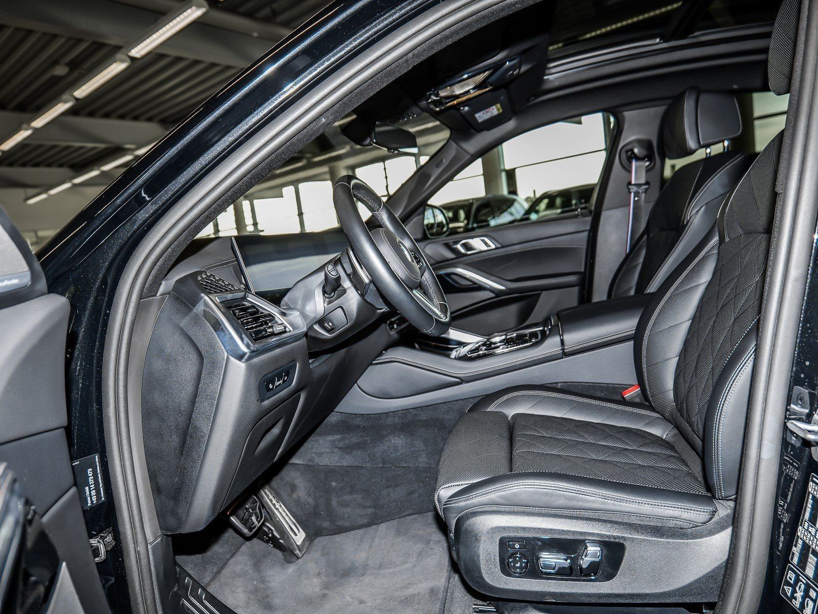 BMW X6 xDrive30d M Sport PANO ACC AHK RFK NAVI LED foto 5