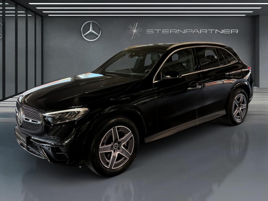 Mercedes-Benz GLC 300 d 4M AMG+MBUX+LED+DISTRONIC+AMBIENTE+AHK