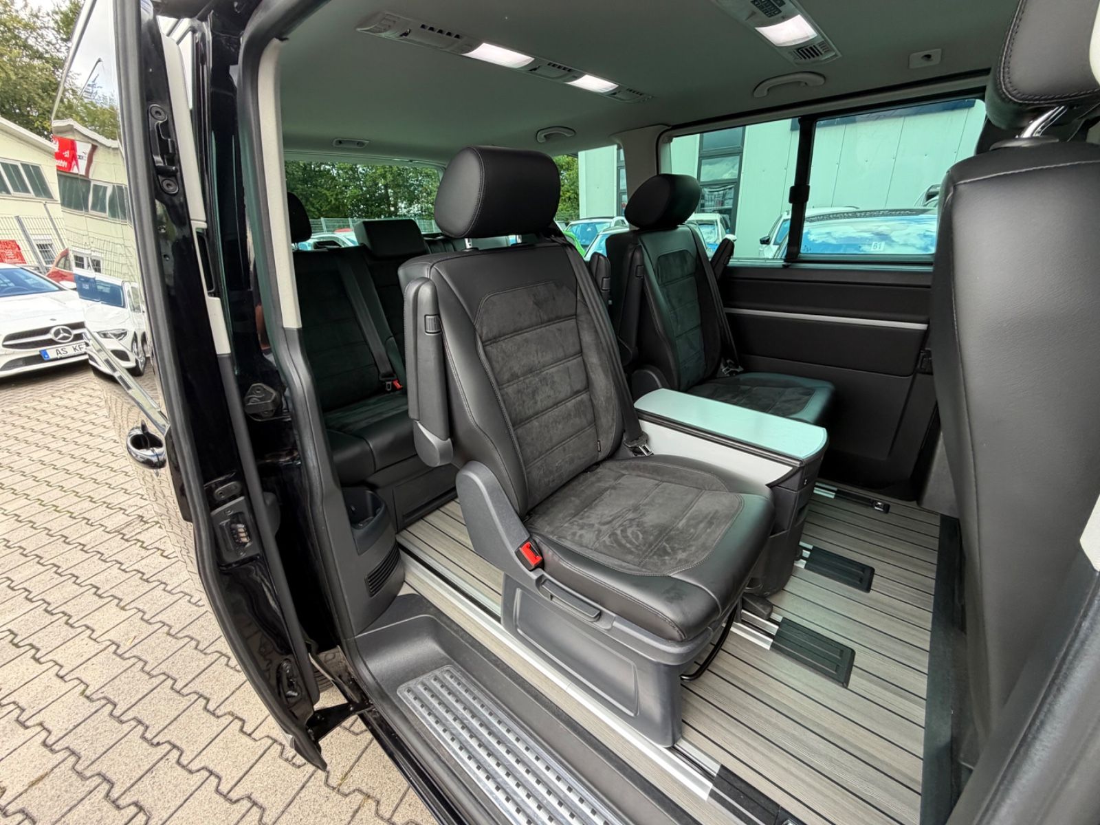 Volkswagen T6 Multivan HIGHLINE LEDER KLIMA EL.TÜREN KAMERA foto 14