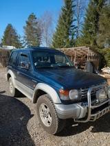 Mitsubishi Pajero 3.0 V6  - Mitsubishi Pajero: V6
