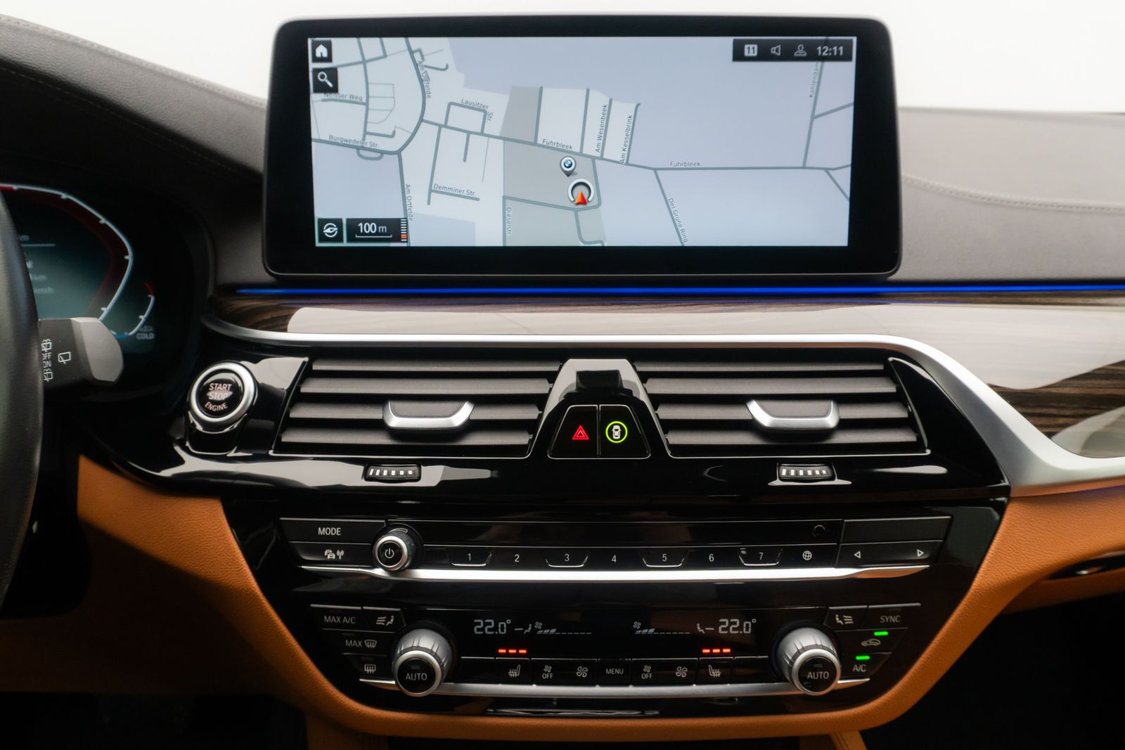 Fahrzeugabbildung BMW 540d  xD LuxuryLine Kamera Laser HUD DAB HiFi 20
