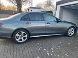 Mercedes-Benz E 200 AMG Line*Grau Metallic - : Grau, Limousine, Metallic