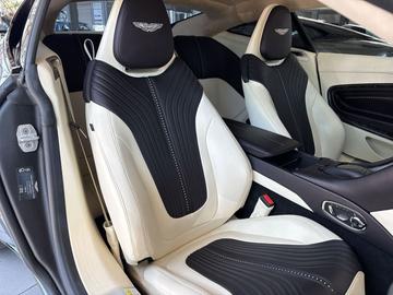صورة مصغرة 24 لـ 2016 Aston Martin DB11