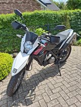 Husqvarna TR 650 Strada Top Zustand - HUSQVARNA 650 TR