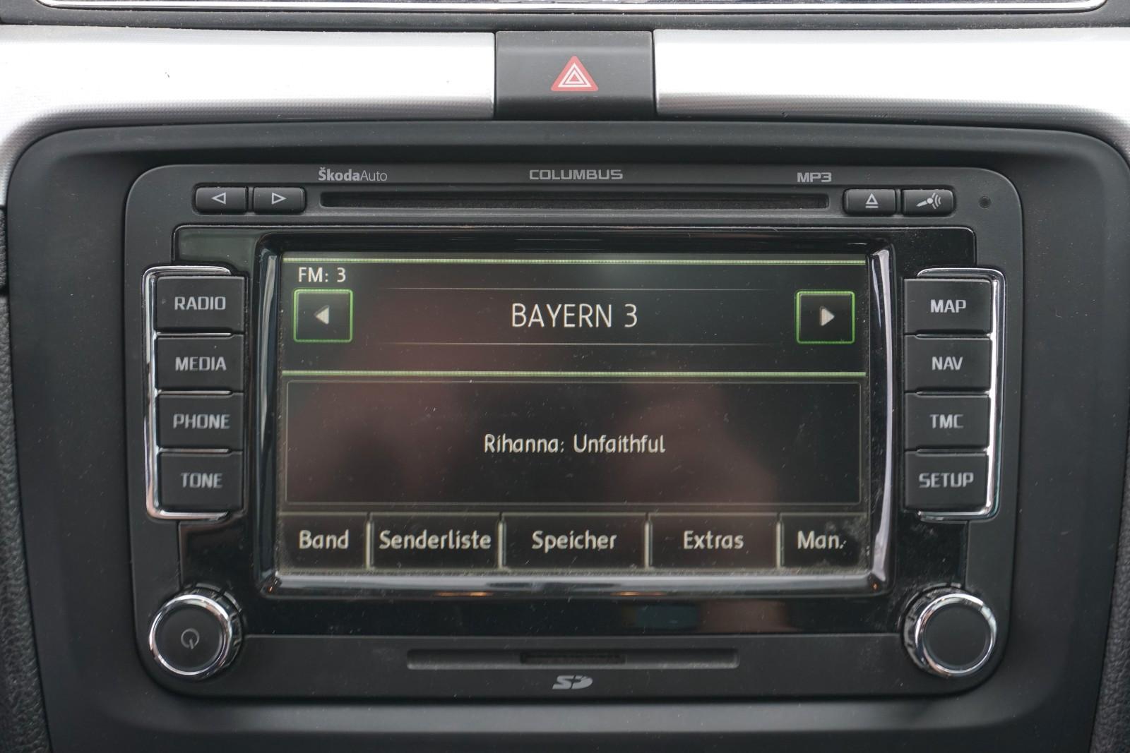 Skoda Superb 2013 — photo 23