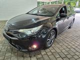 Toyota Avensis Touring Sports Business Edition - Toyota Avensis: Business Edition