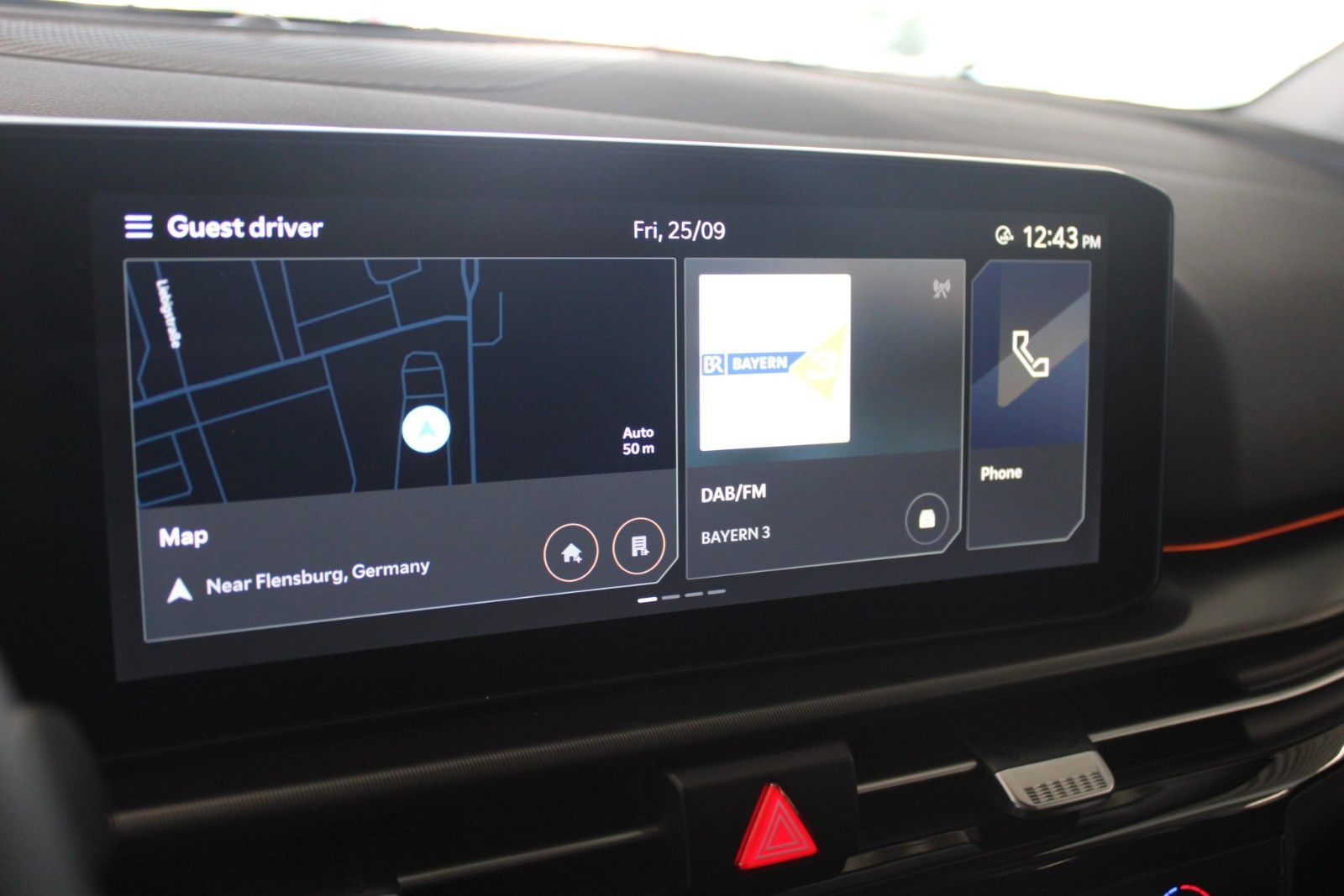 Fahrzeugabbildung Kia Sportage 1.6T DCT Automatik AWD Spirit SOFORT