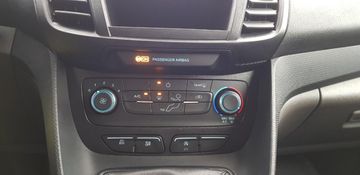 Fahrzeugabbildung Ford Transit Connect Kasten lang Trend