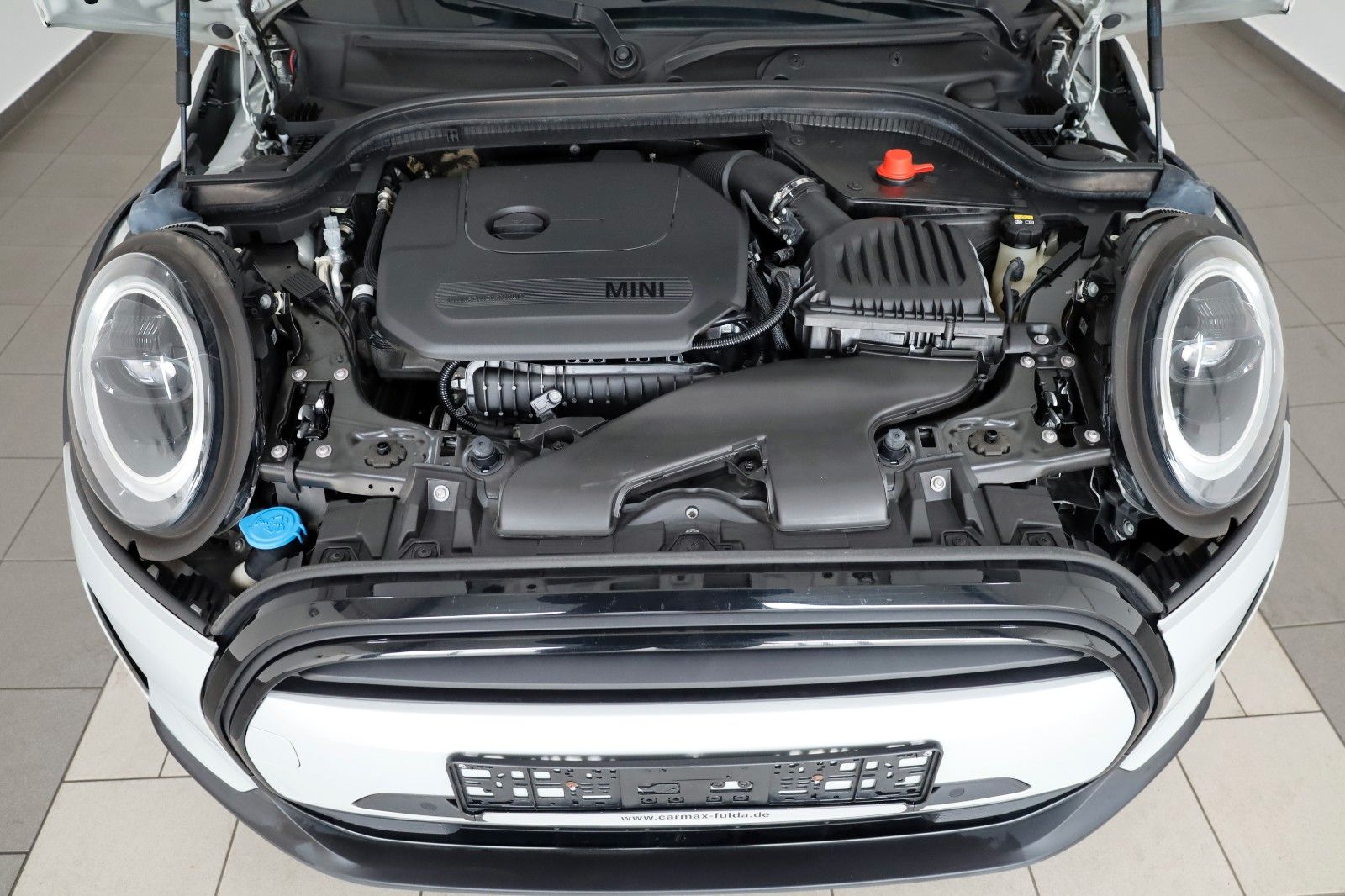 Fahrzeugabbildung MINI Cooper Cabrio Classic Trim,Leder,Navi,Kamera,HUD