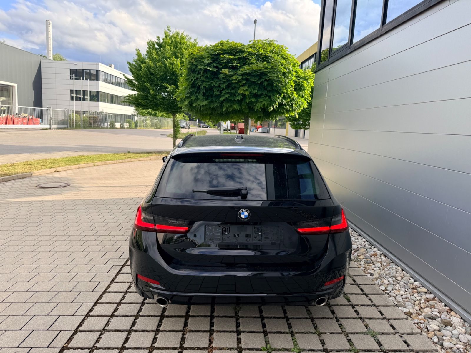 BMW 318i Touring Autom. Navi/LED/Live Cockpit Plus foto 9
