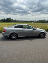 Mercedes-Benz C 250 CDI Sport Coupé Autom. Sport - Mercedes-Benz C 250: Sport