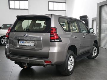 Toyota Land Cruiser - 6
