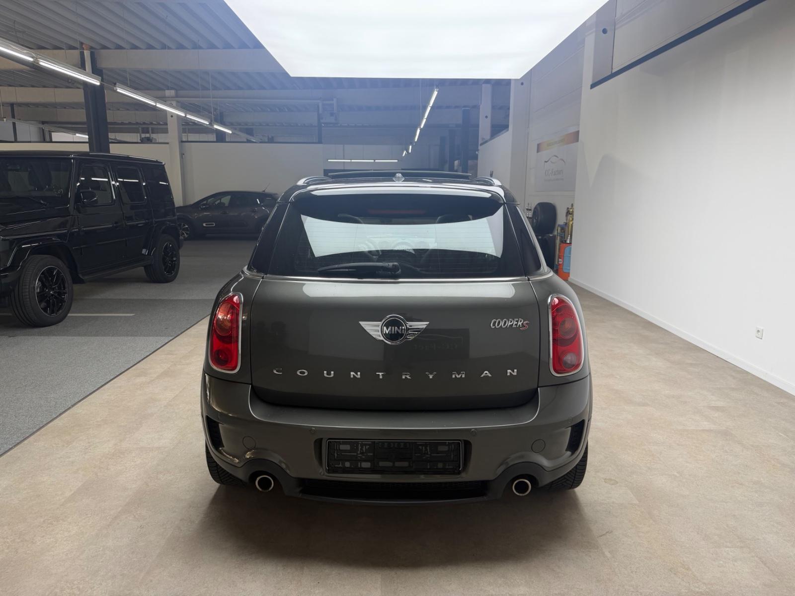 MINI Countryman S (Cooper)