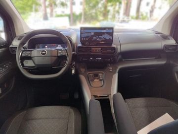 Fotografie des Opel Combo XL 1.5 D Automatik GS 7-Sitzer