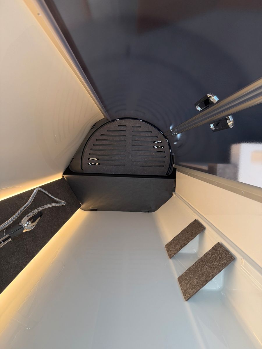 Fahrzeugabbildung Carthago chic c-line I 5.9 XL LE Mercedes Cortina