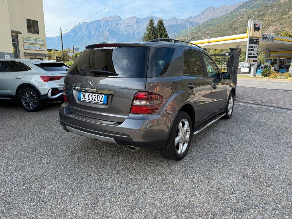 Mercedes-Benz ML 320